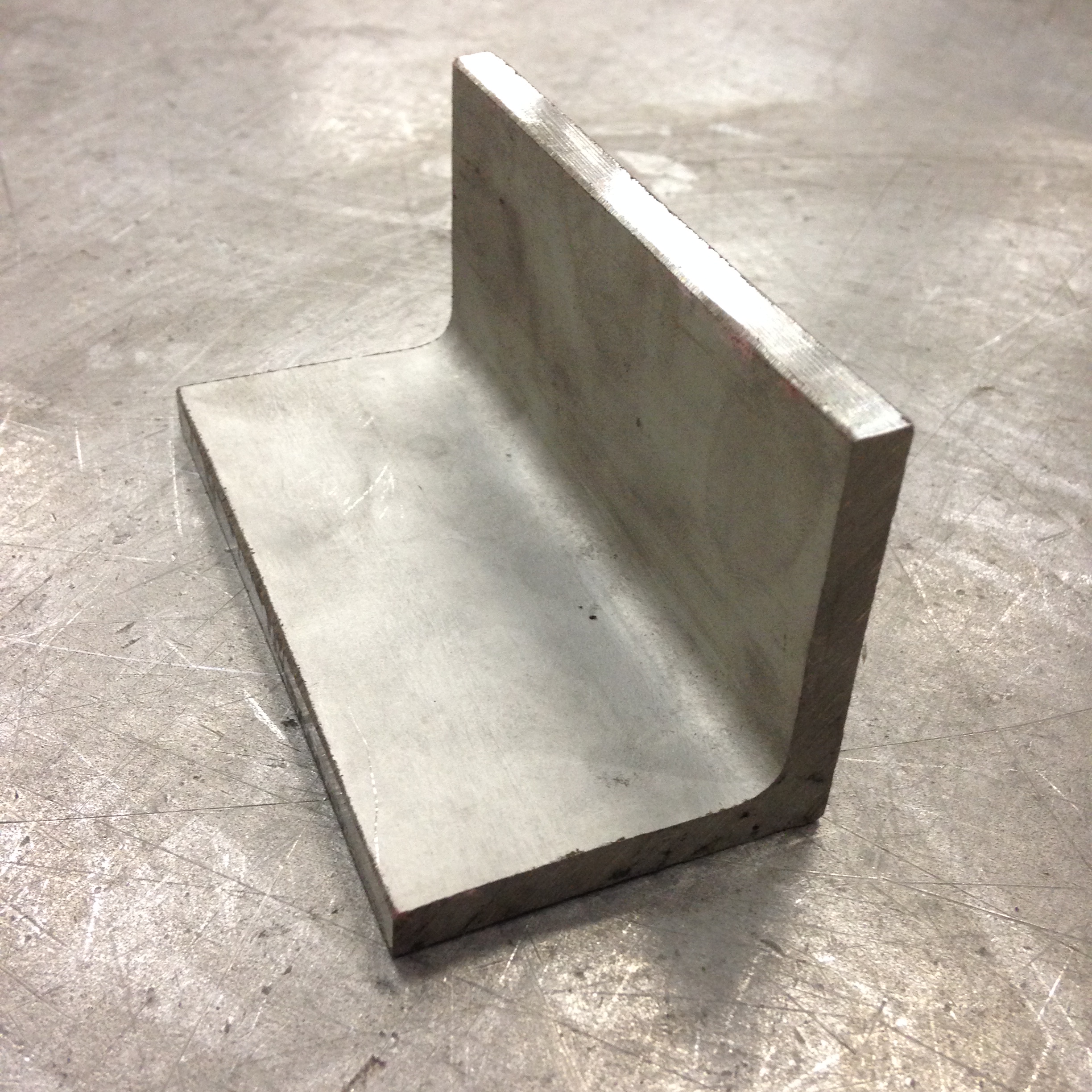 Cantoneira Dobrada Inox Ruspristeel